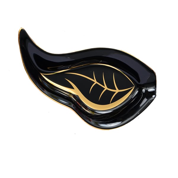 Cigar ashtray